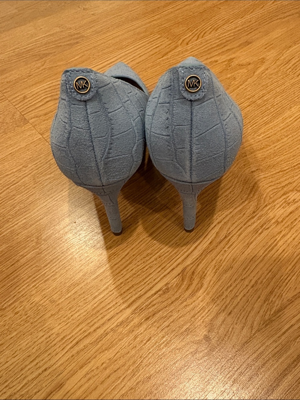Michael Kors Powder Blue Pointed Toe Pumps - Picture 3 of 6
